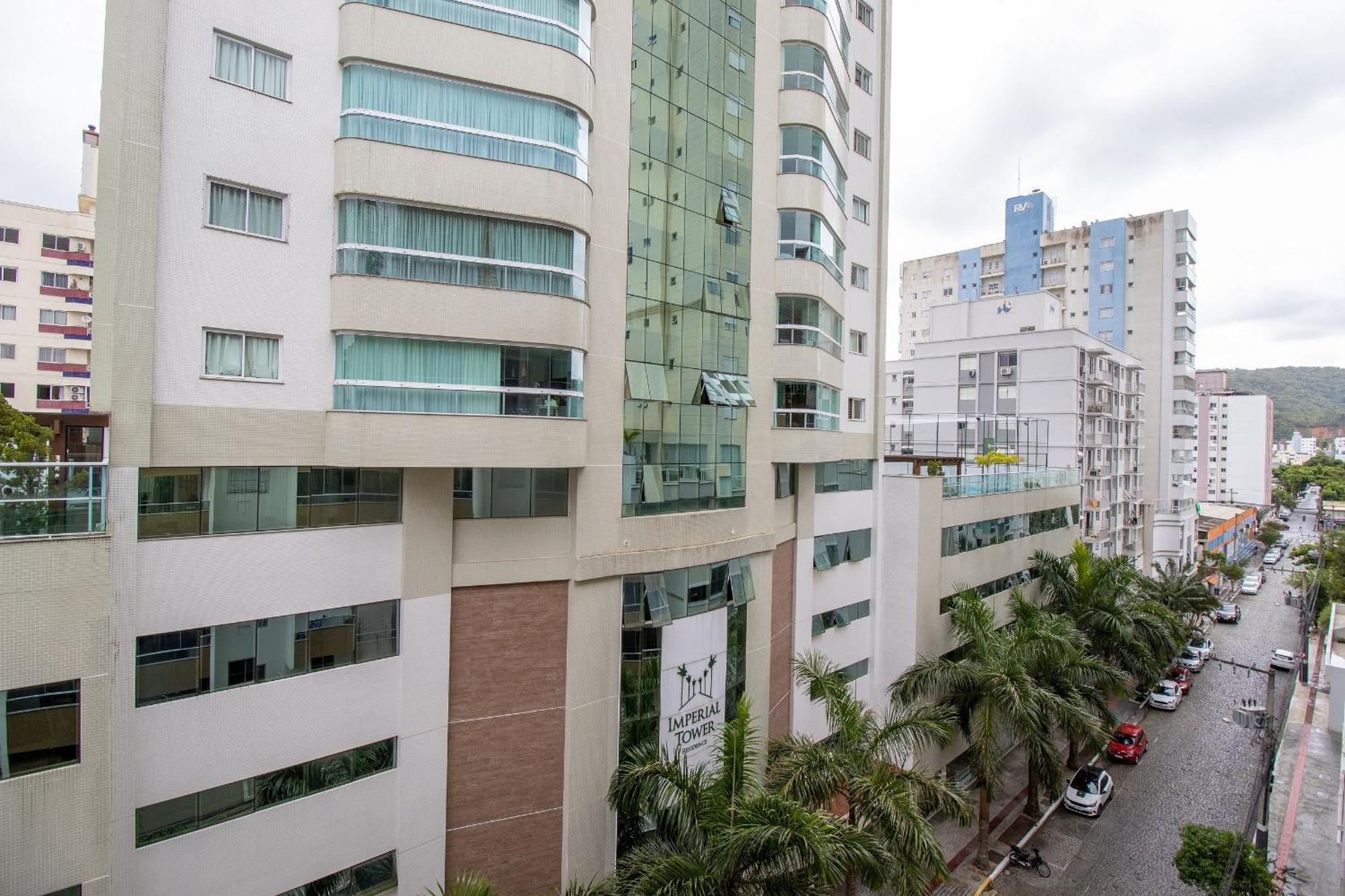 Mnt51 - Churrasq, Climatizado, 2 Dorm, Garagem Balneario Camboriu